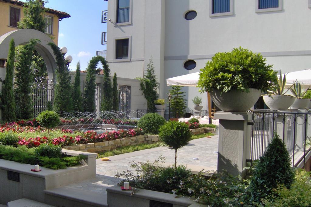 Bes Hotel Villa Zoia Boltiere Extérieur photo