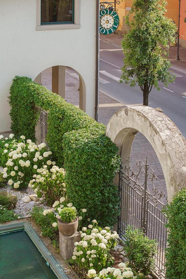 Bes Hotel Villa Zoia Boltiere Extérieur photo